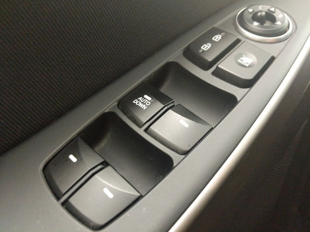 2016 Hyundai Elantra - Driver Power Windows/Lock Control
