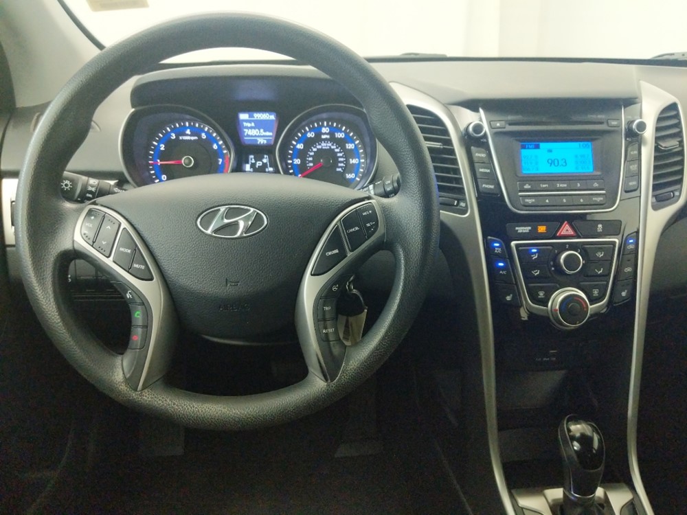 2016 Hyundai Elantra - Driver Dash
