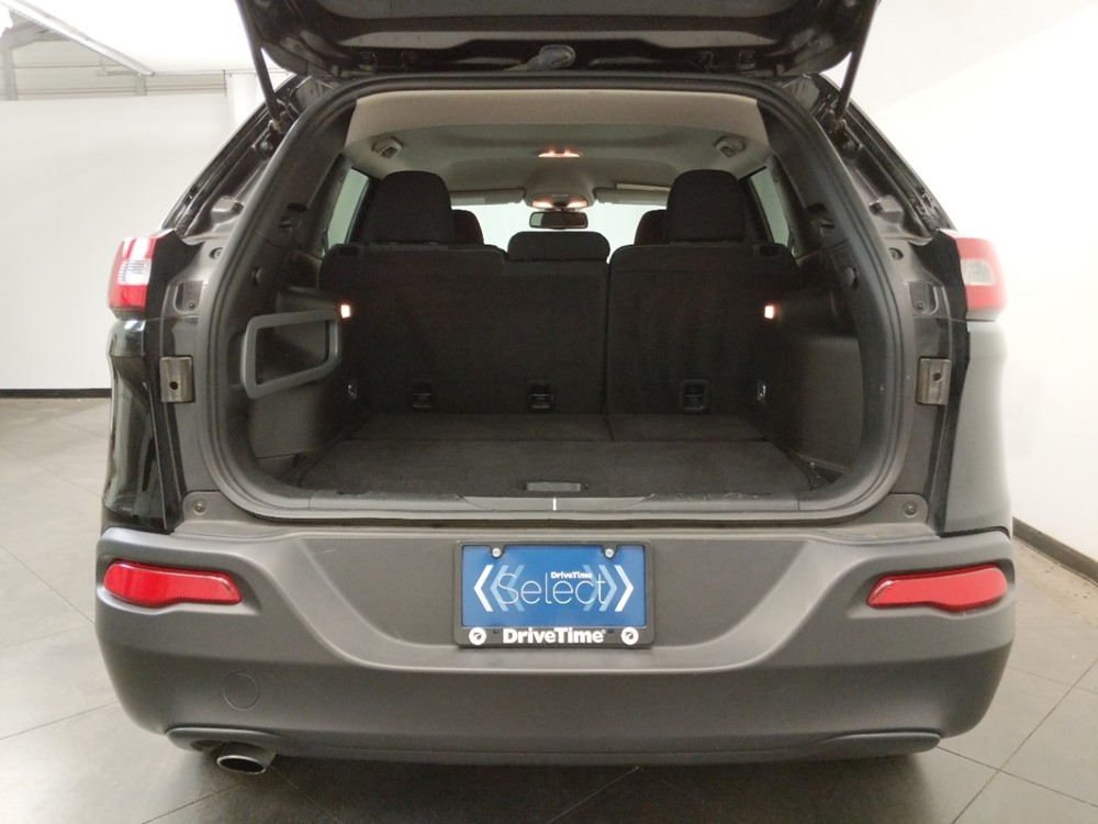 2018 Jeep Cherokee - Trunk