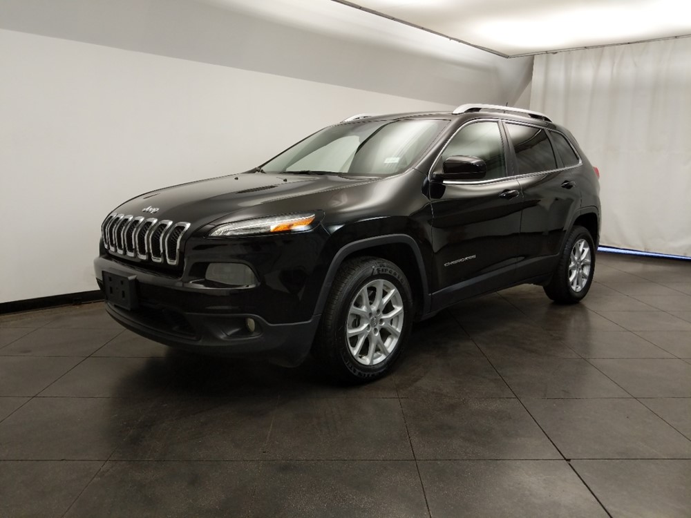 2018 Jeep Cherokee - Driver Front Bumper
