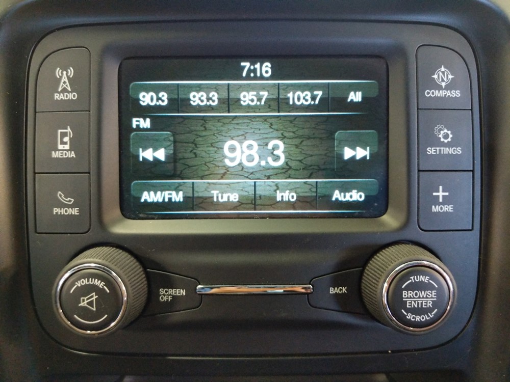2018 Jeep Cherokee - Stereo Package