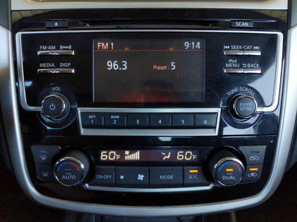 2018 Nissan Altima - Stereo Package