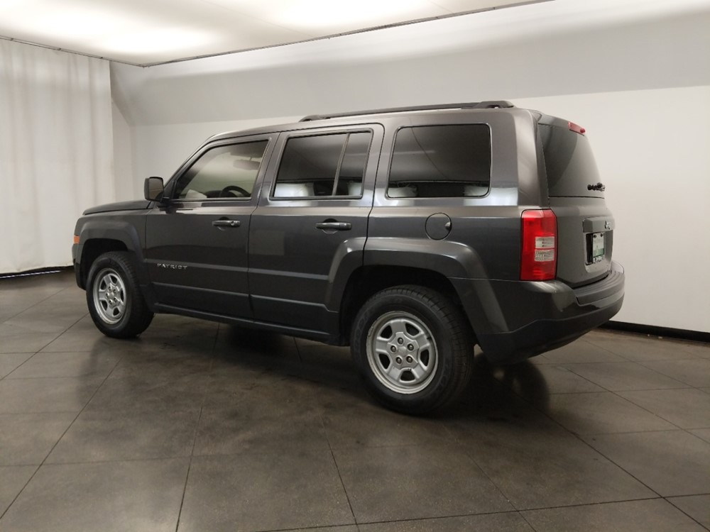 2016 Jeep Patriot - Driver Rear Side