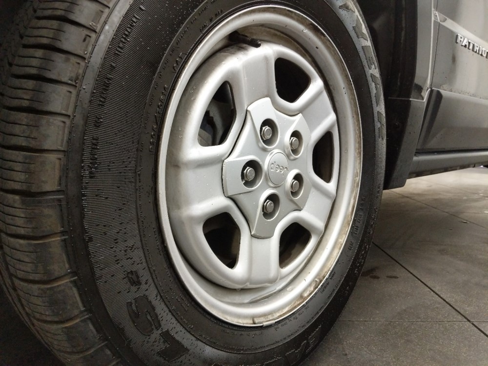 2016 Jeep Patriot - Wheel