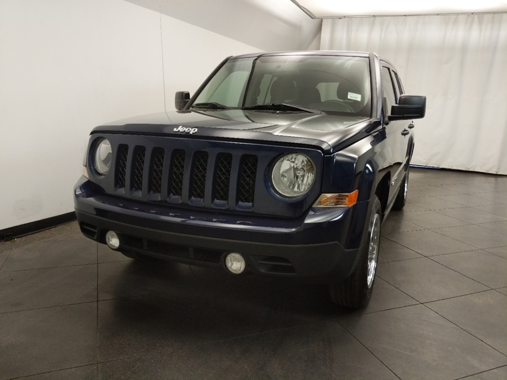 2015 Jeep Patriot - Driver Front Hood