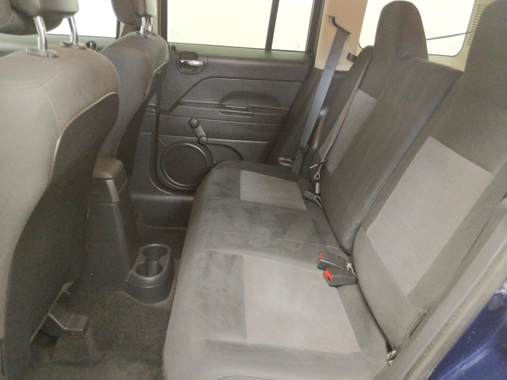 2015 Jeep Patriot - Driver Rear Seat