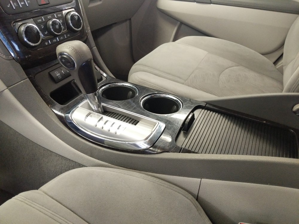 2016 Buick Enclave - Center Console/Cup Holders