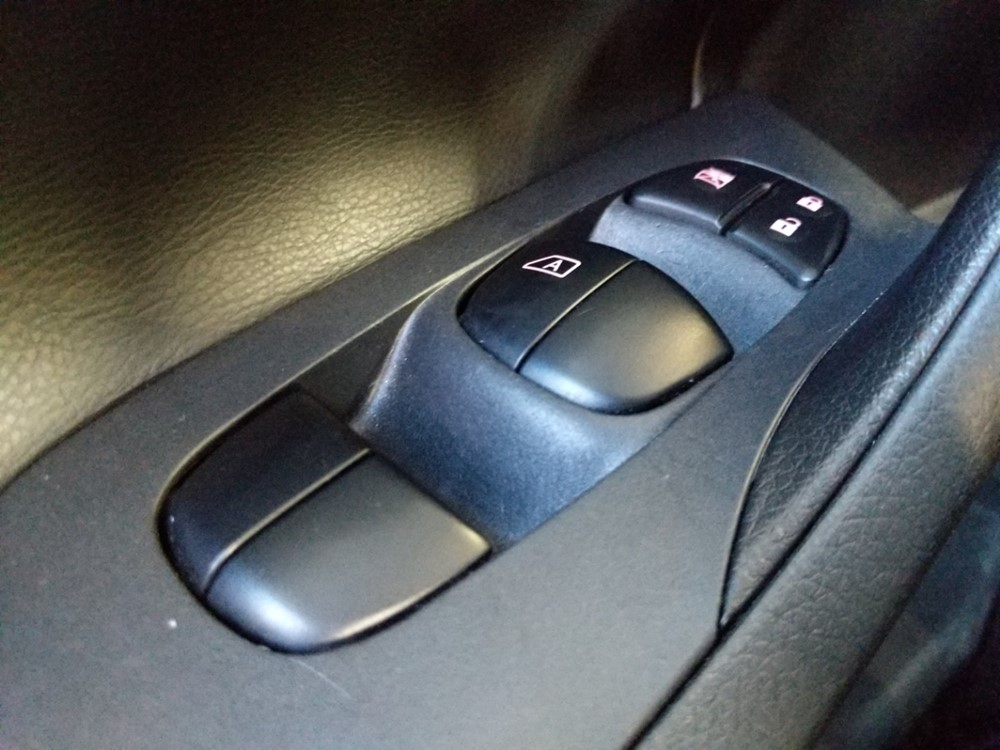 2017 Nissan Altima - Driver Power Windows/Lock Control