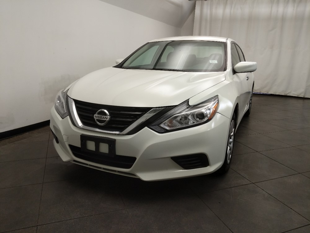 2017 Nissan Altima - Driver Front Hood