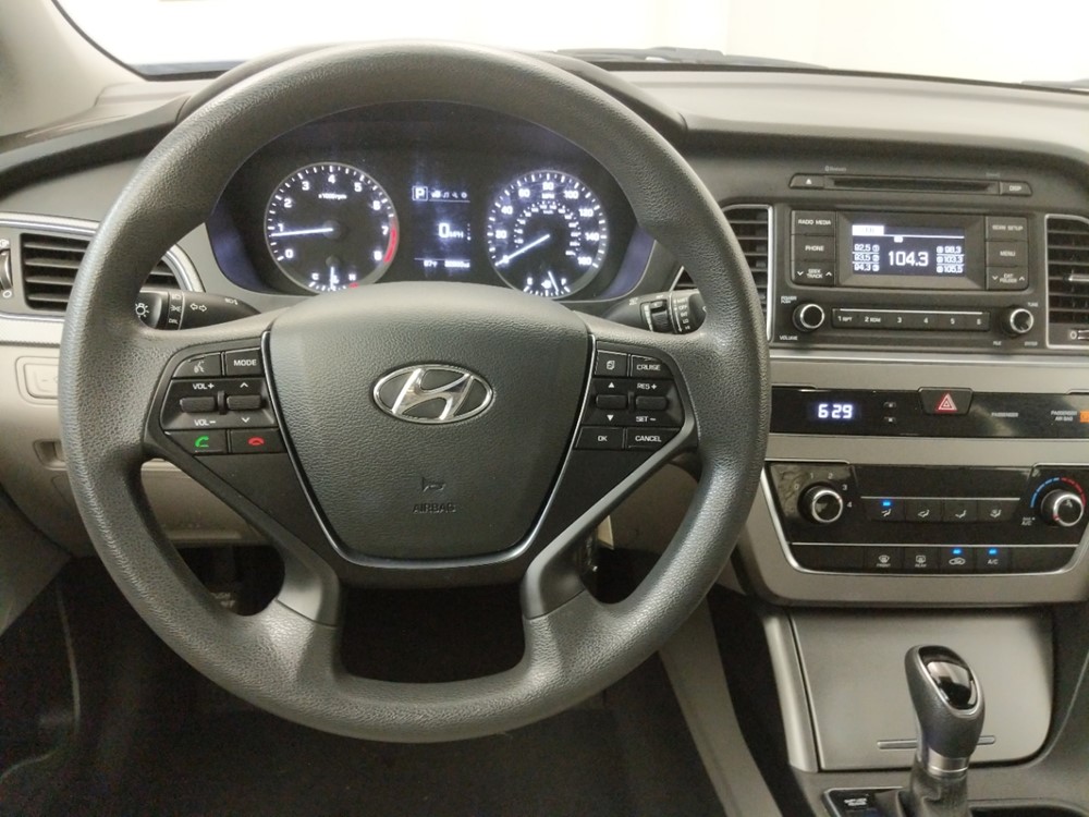 2017 Hyundai Sonata - Driver Dash