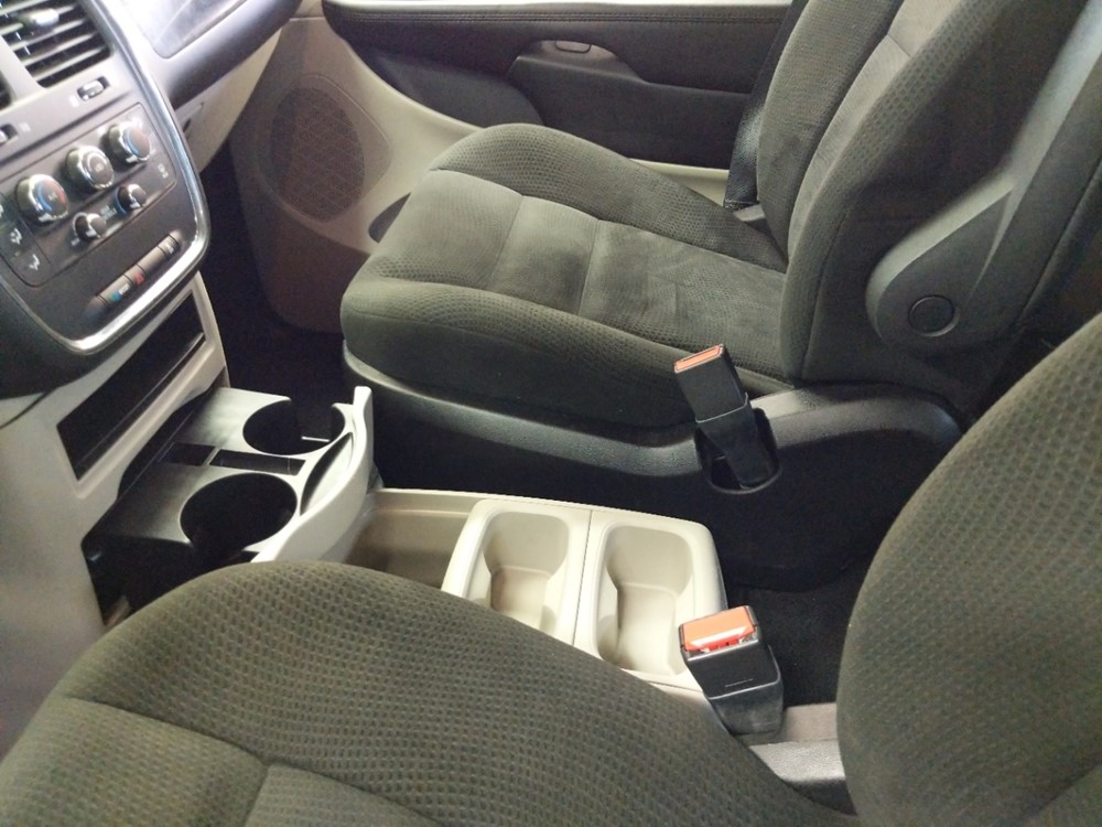 2015 Dodge Grand Caravan - Center Console/Cup Holders