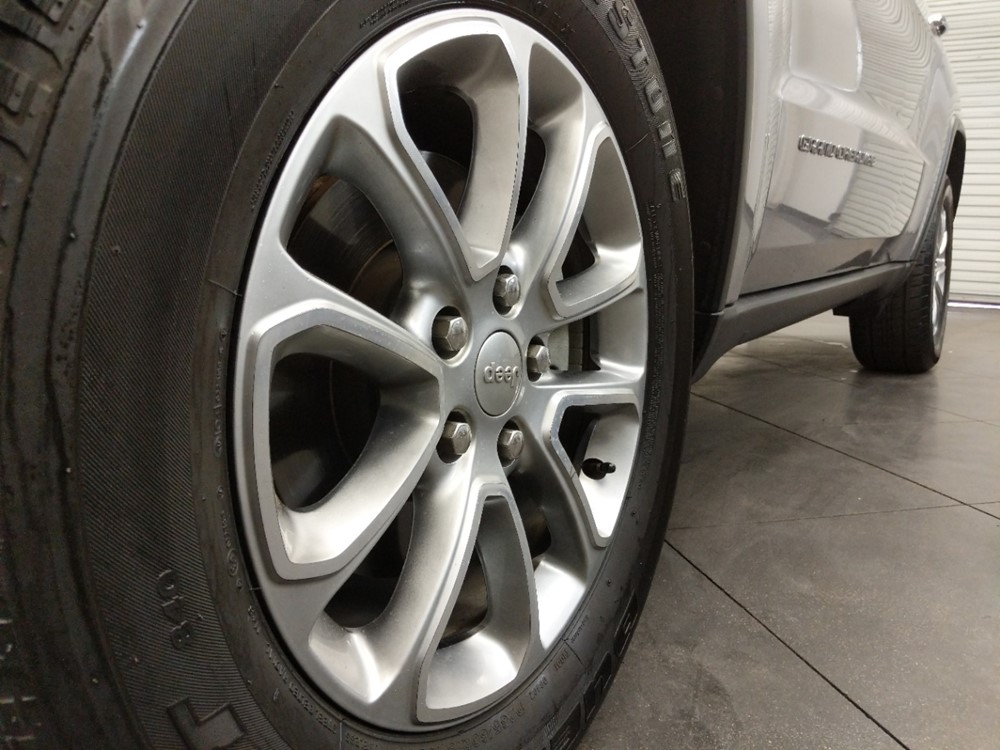 2016 Jeep Grand Cherokee - Wheel