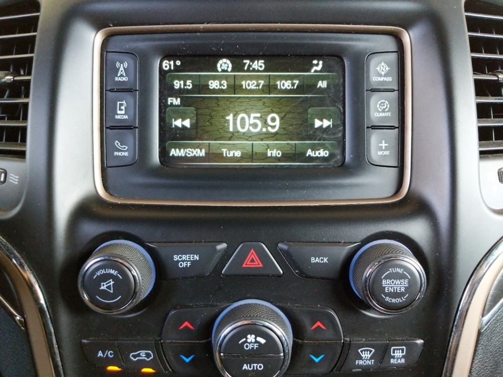 2016 Jeep Grand Cherokee - Stereo Package