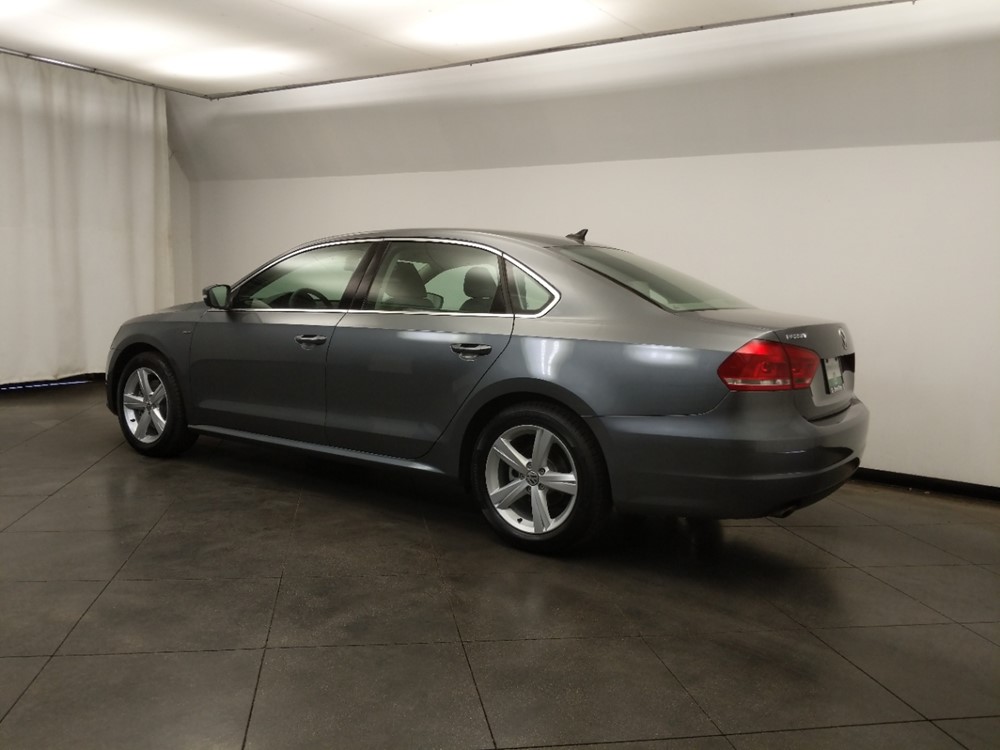 2015 Volkswagen Passat - Driver Rear Side
