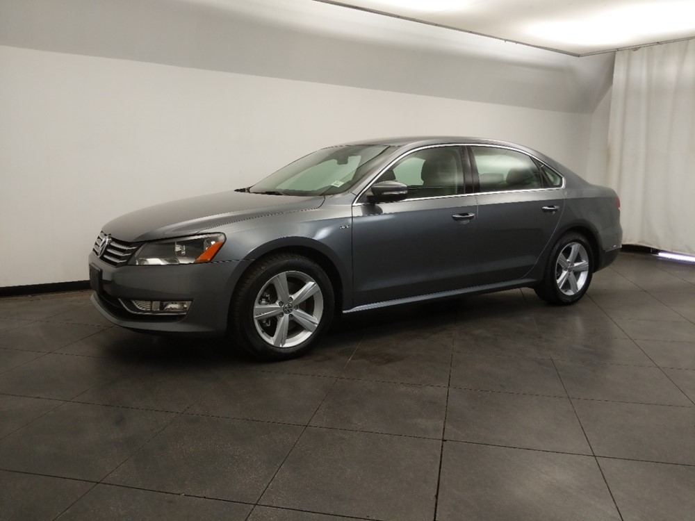 2015 Volkswagen Passat - Driver Front Side