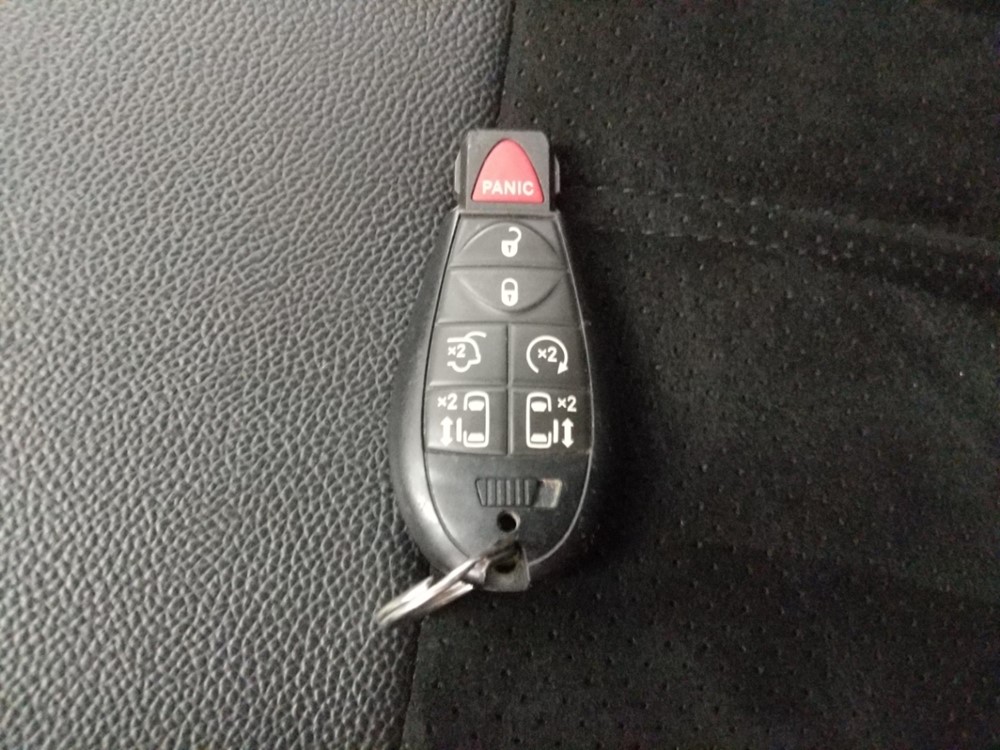 2017 Dodge Grand Caravan - Keys