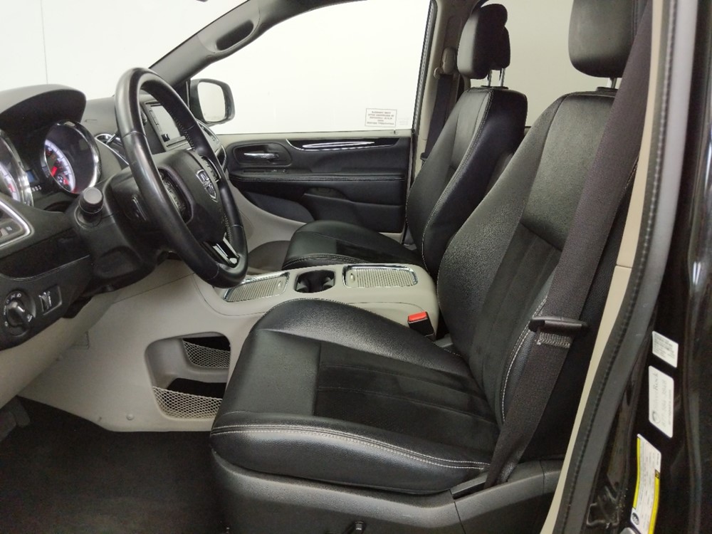 2017 Dodge Grand Caravan - Driver Front Seat
