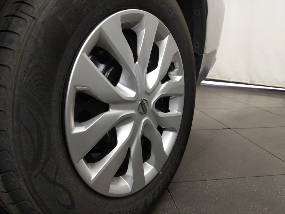 2017 Nissan Rogue - Wheel