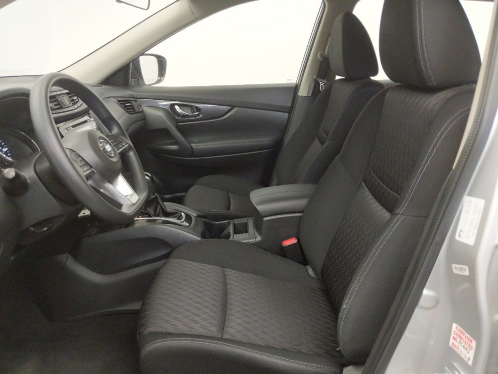 2017 Nissan Rogue - Driver Front Seat