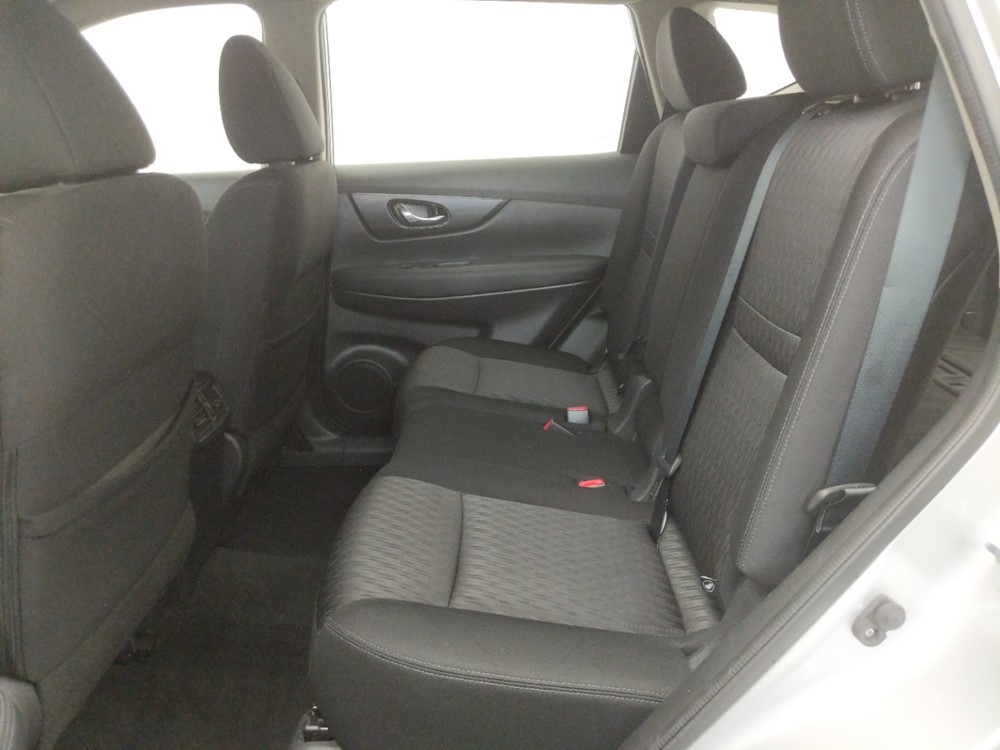 2017 Nissan Rogue - Driver Rear Seat