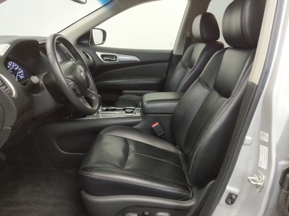 2017 Nissan Pathfinder - Driver Front Seat