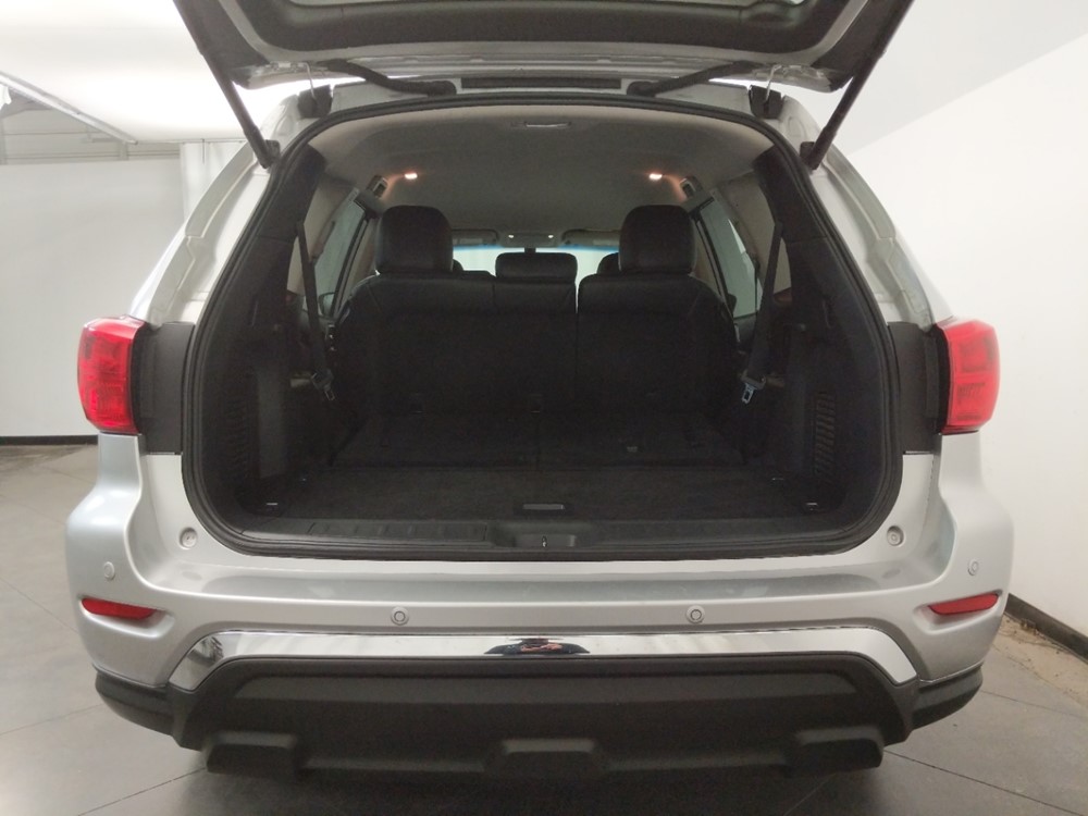 2017 Nissan Pathfinder - Trunk