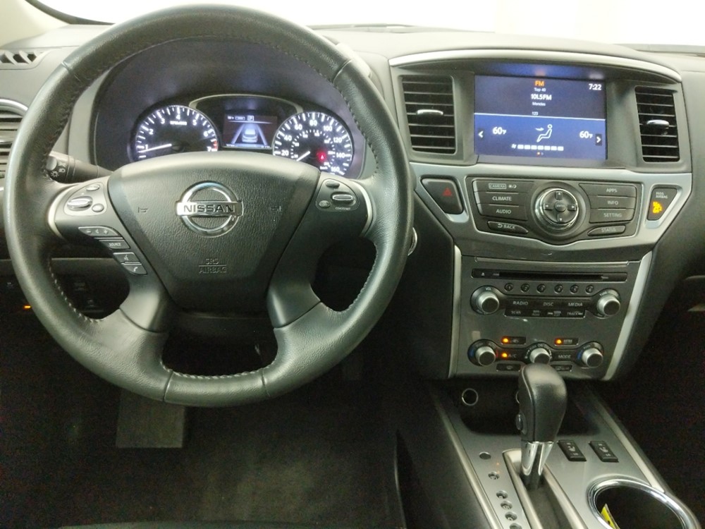 2017 Nissan Pathfinder - Driver Dash