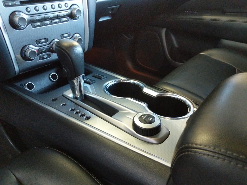 2017 Nissan Pathfinder - Center Console/Cup Holders