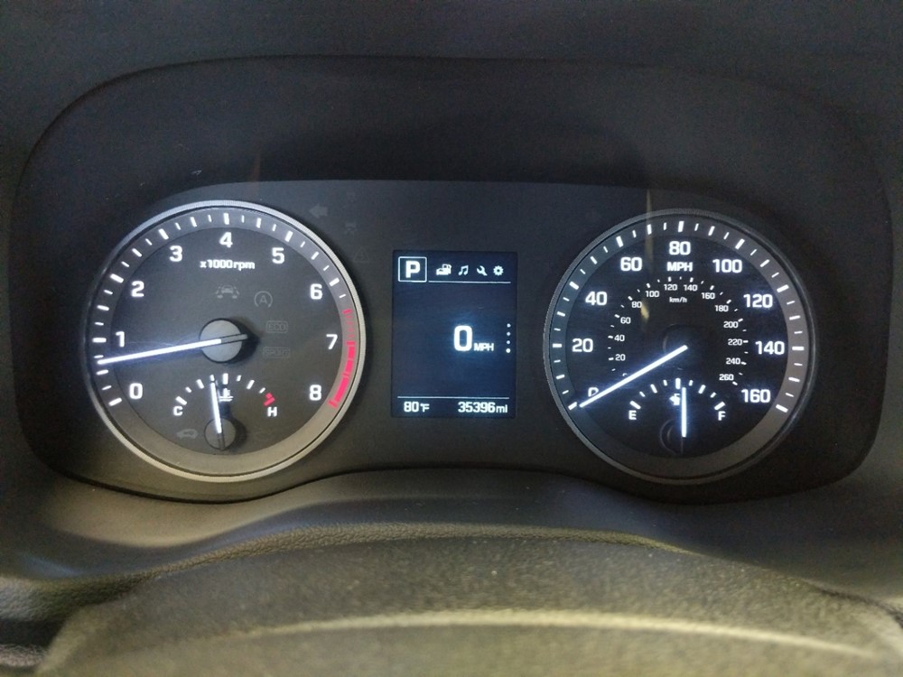 2018 Hyundai Tucson - Odometer Close Up