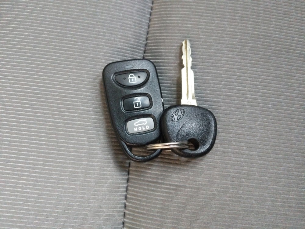 2018 Hyundai Elantra - Keys