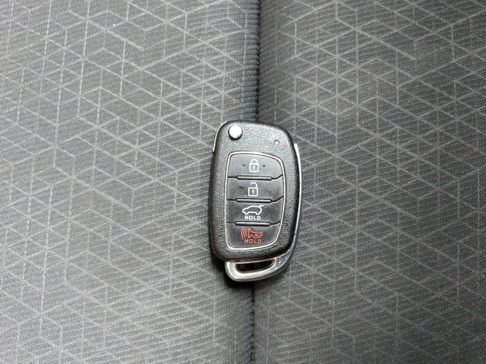 2016 Hyundai Tucson - Keys