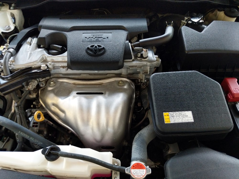 2016 Toyota Camry - Engine