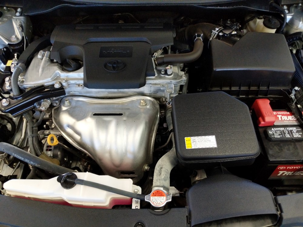 2016 Toyota Camry - Engine