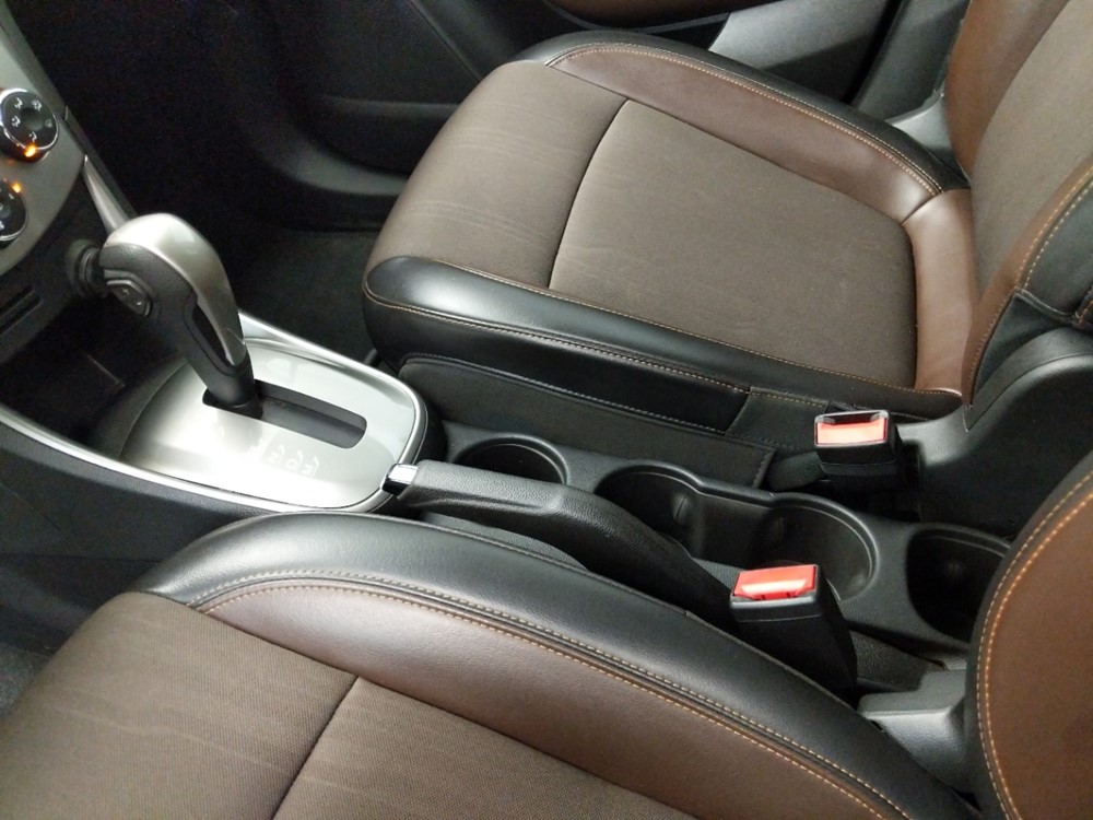 2015 Chevrolet Trax - Center Console/Cup Holders