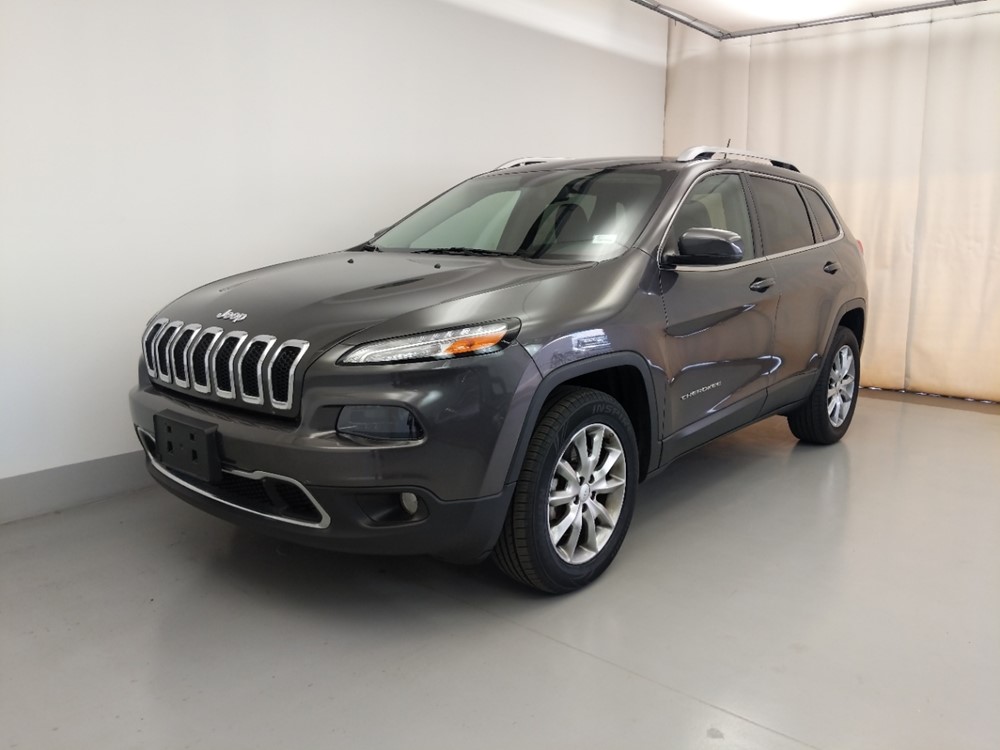 Used 2018 Jeep Cherokee Driver Front Bumper