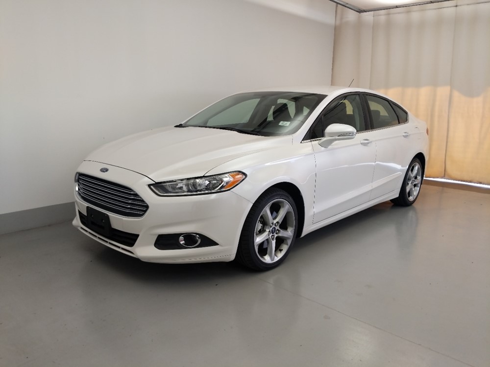 Used 2015 Ford Fusion Driver Front Bumper