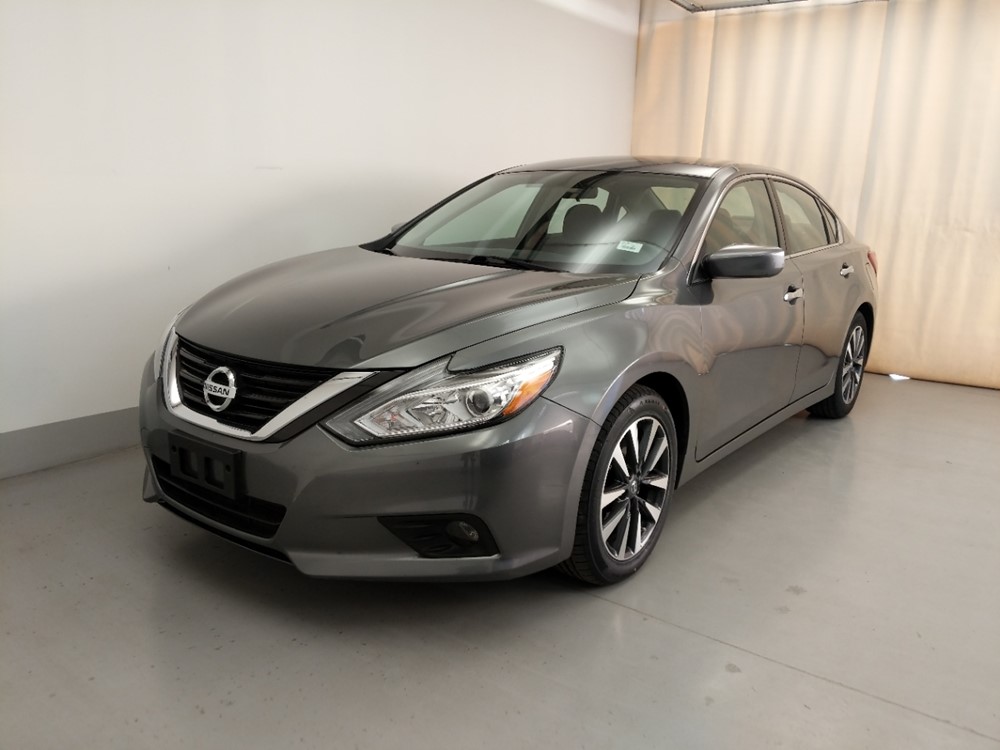 Used 2017 Nissan Altima Driver Front Bumper