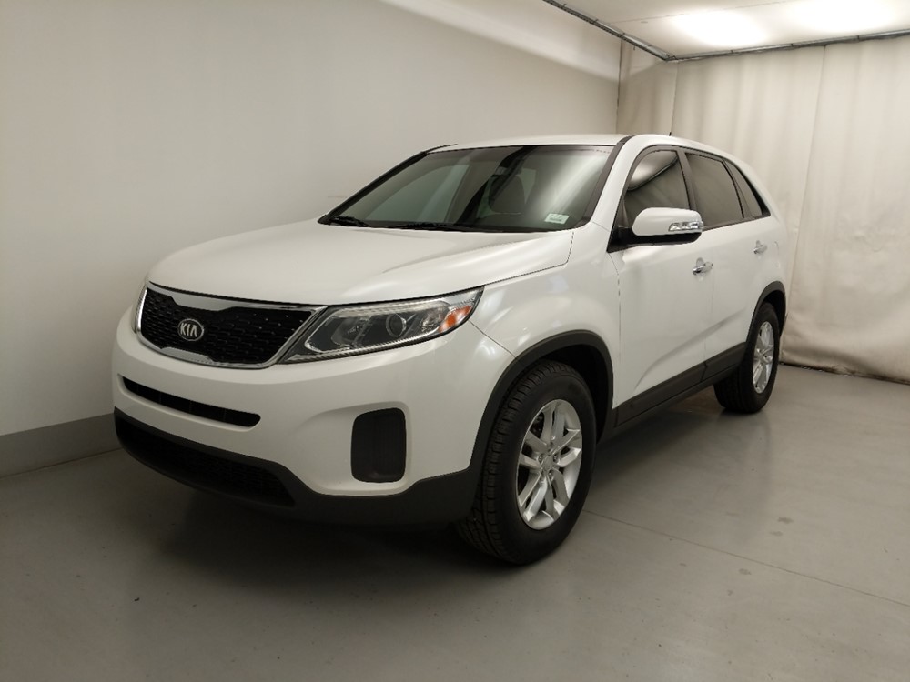 Used 2015 Kia Sorento Driver Front Bumper