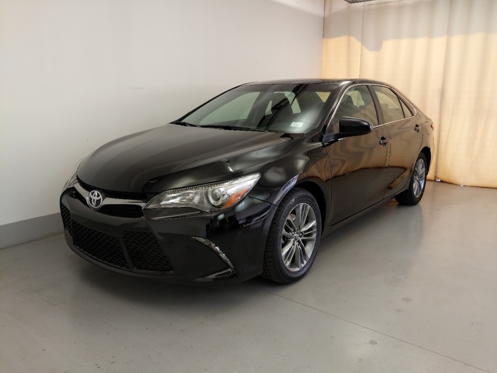 Used 2017 Toyota Camry Driver Front Bumper