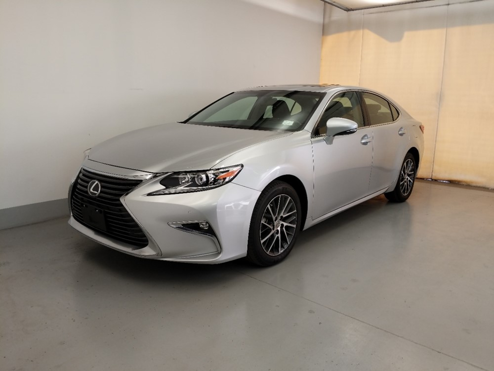 Used 2016 Lexus ES 350 Driver Front Bumper