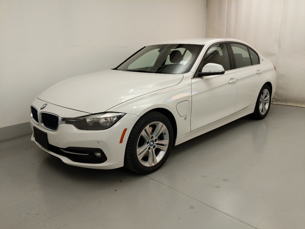Used 2017 BMW 330e Driver Front Bumper