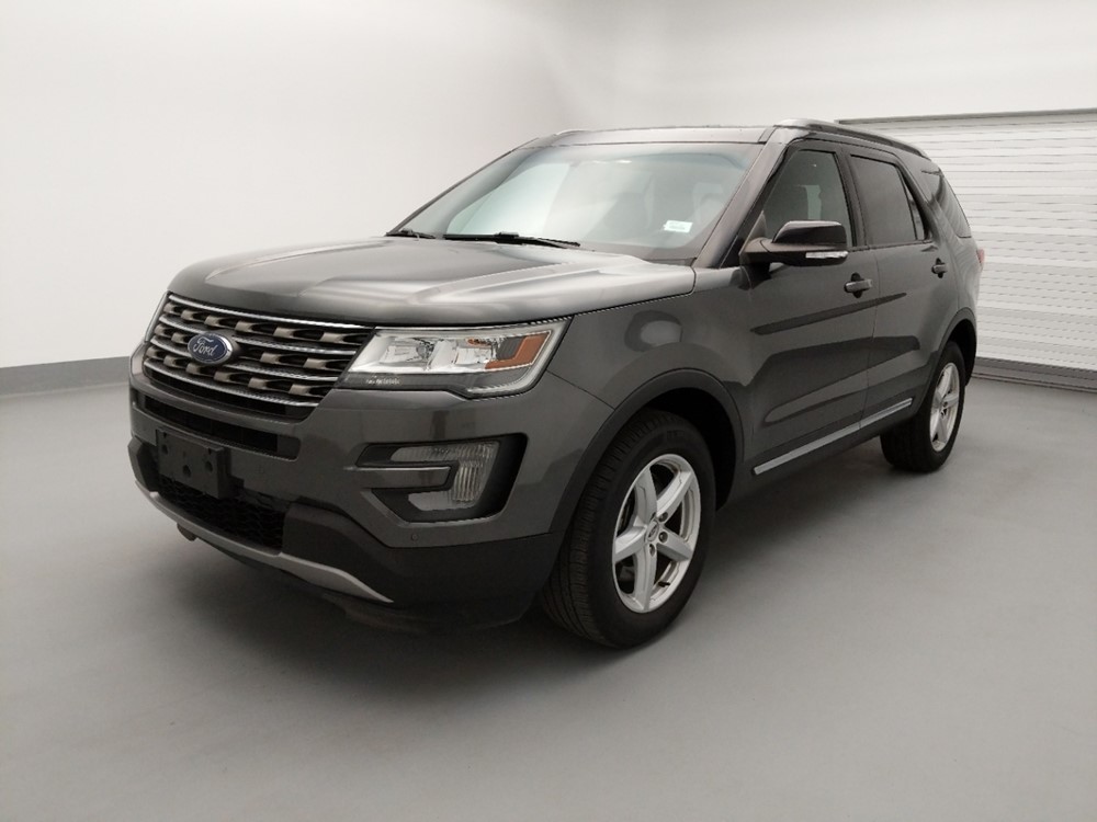Used 2017 Ford Explorer Driver Front Bumper