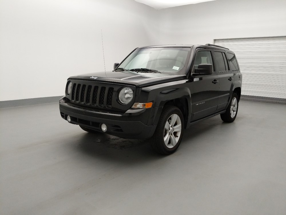 Used 2017 Jeep Patriot Driver Front Bumper