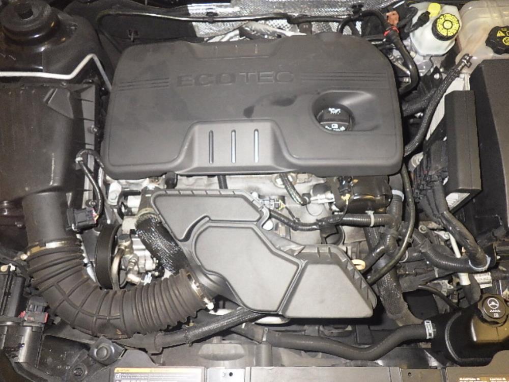 2011 Buick Regal - Engine