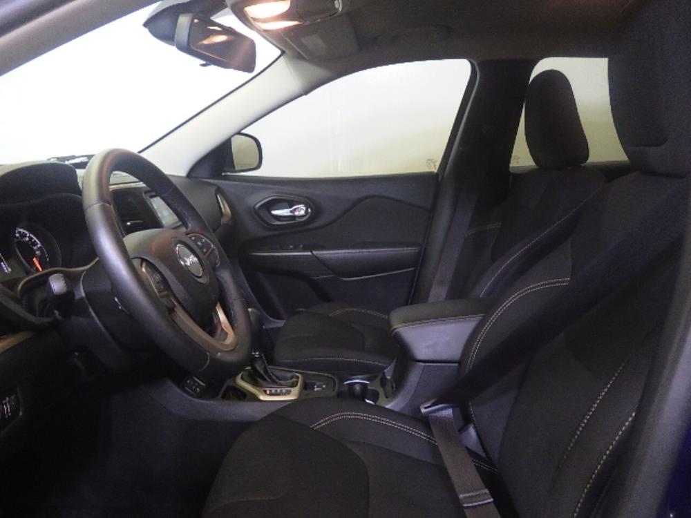 2016 Jeep Cherokee - Driver Front Seat