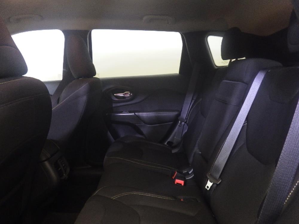 2016 Jeep Cherokee - Driver Rear Seat