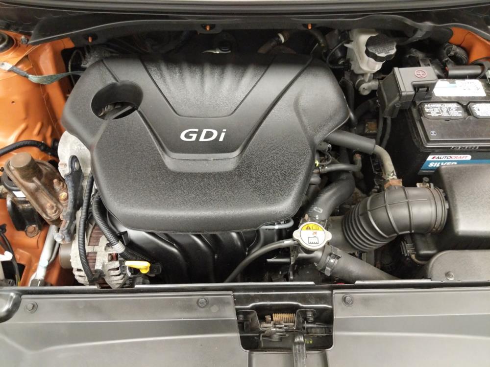 2013 Hyundai Veloster - Engine