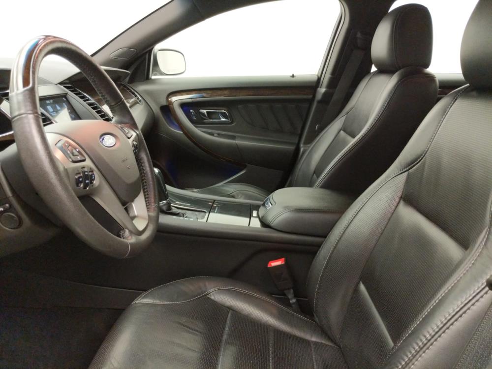 2017 Ford Taurus - Driver Front Seat