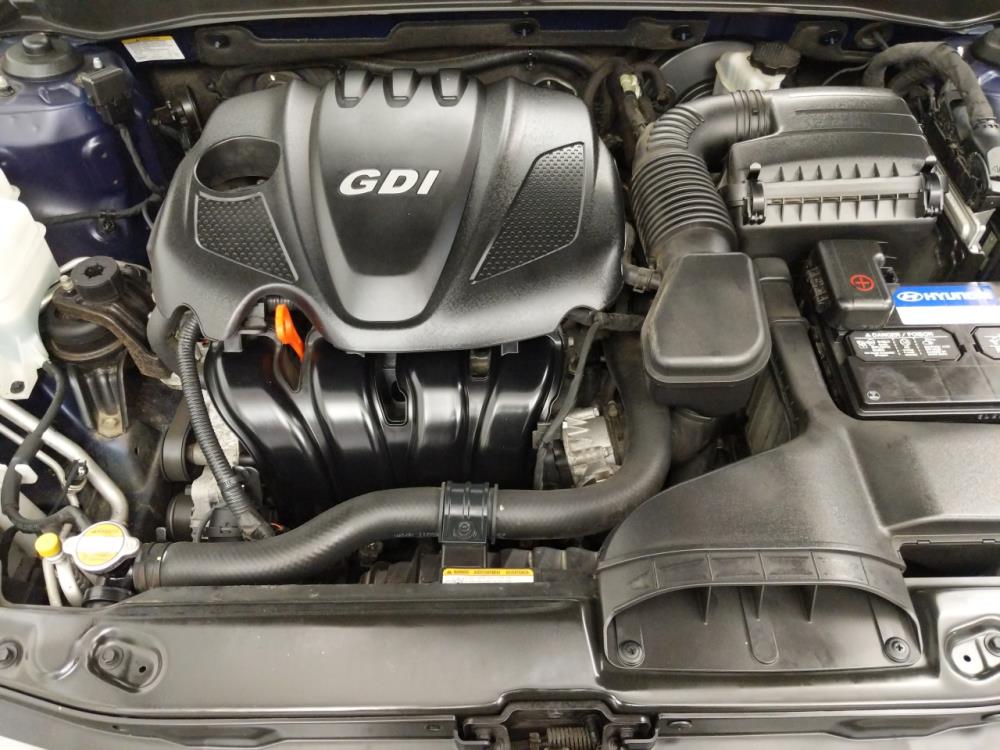 2011 Hyundai Sonata - Engine