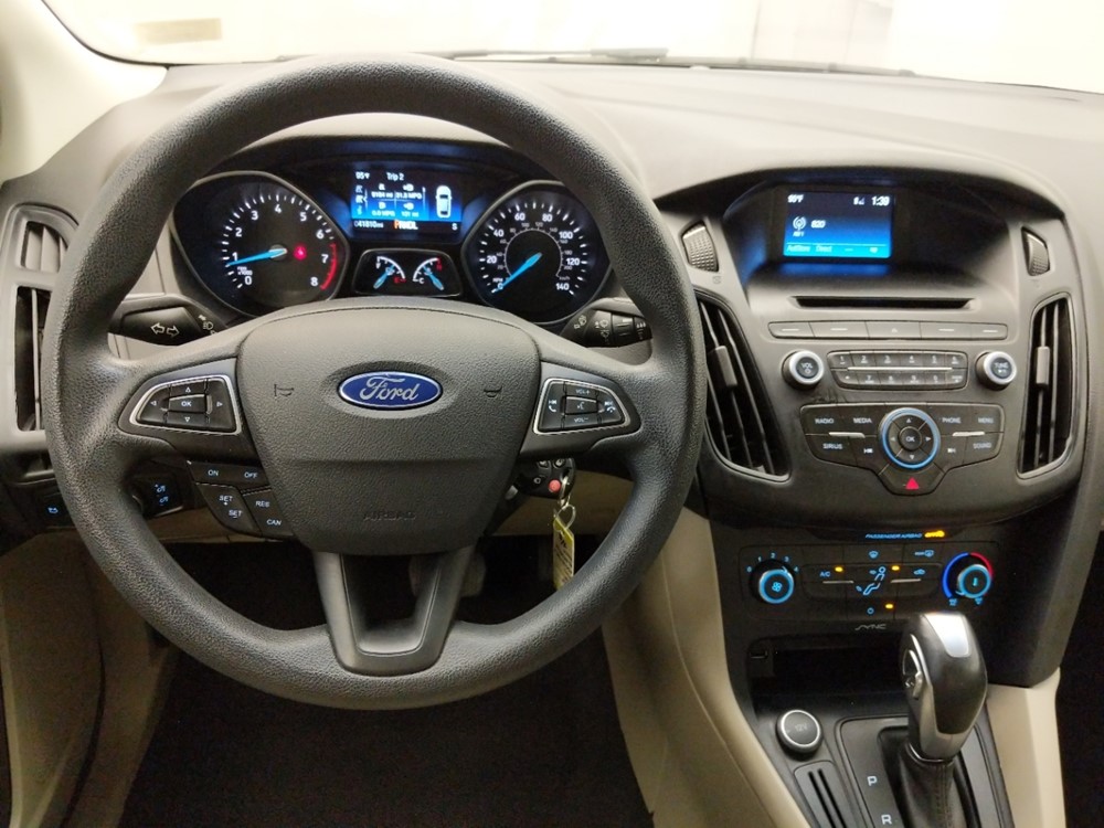 2016 Ford Focus - Driver Dash